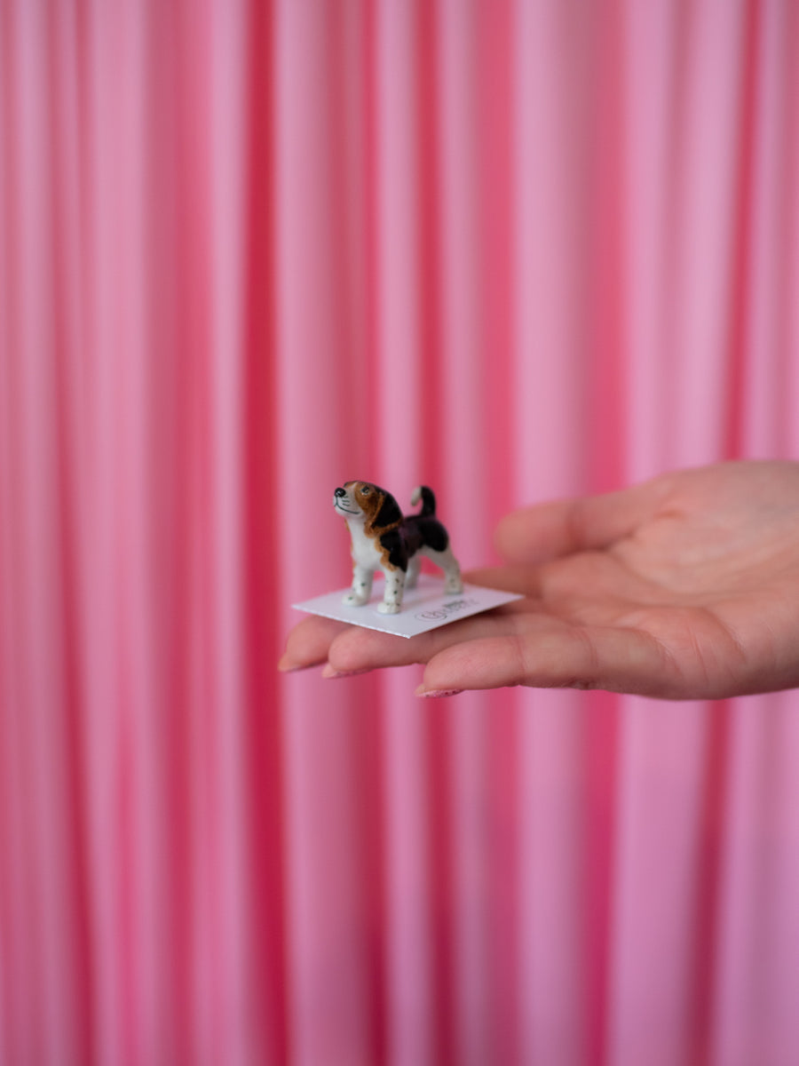 Beagle Mini Porcelain Figurine