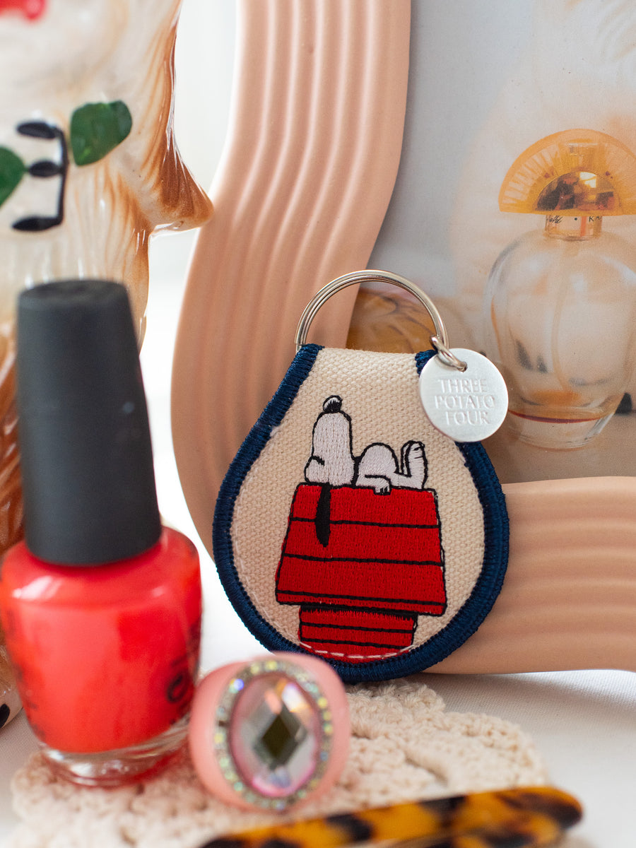 Snoopy Doghouse Keychain